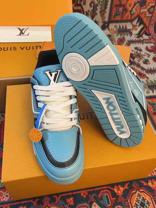 ルイヴィトン靴角部分ディテール